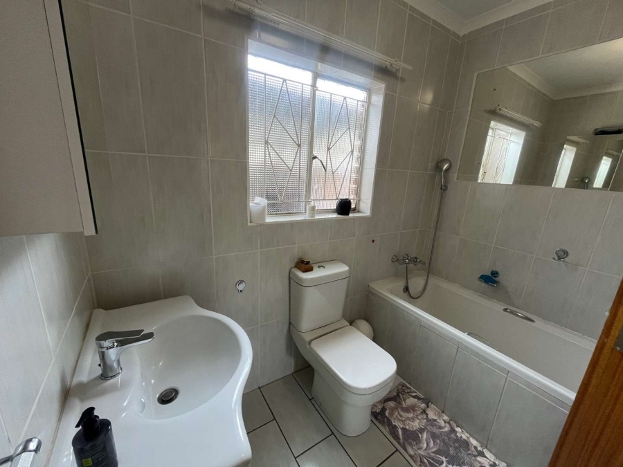 4 Bedroom Property for Sale in Keidebees Northern Cape